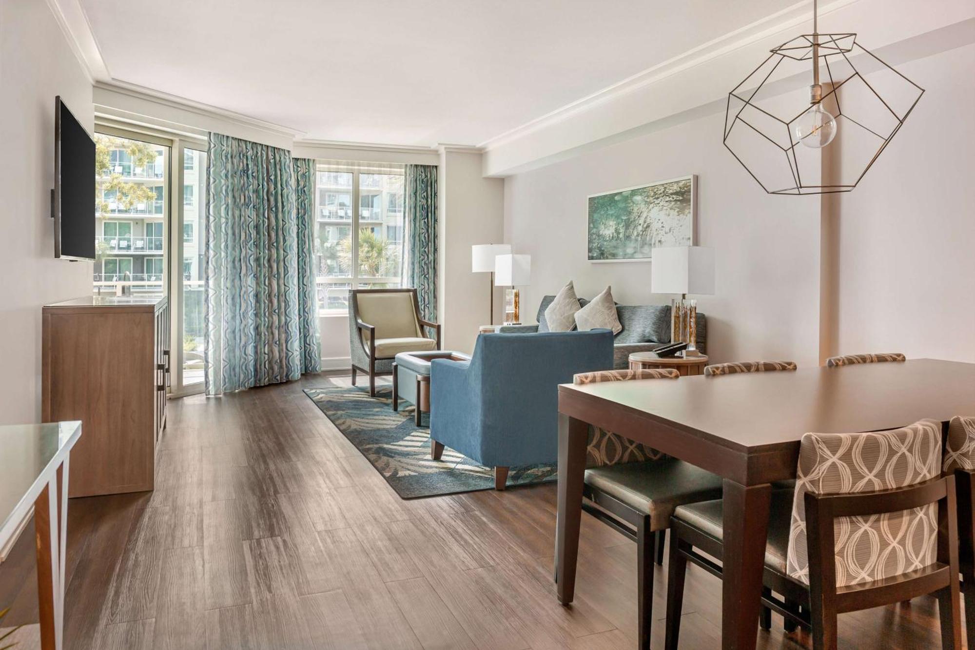 Hilton Grand Vacations Club Ocean Oak Resort Hilton Head Хилтон-Хед-Айленд Экстерьер фото